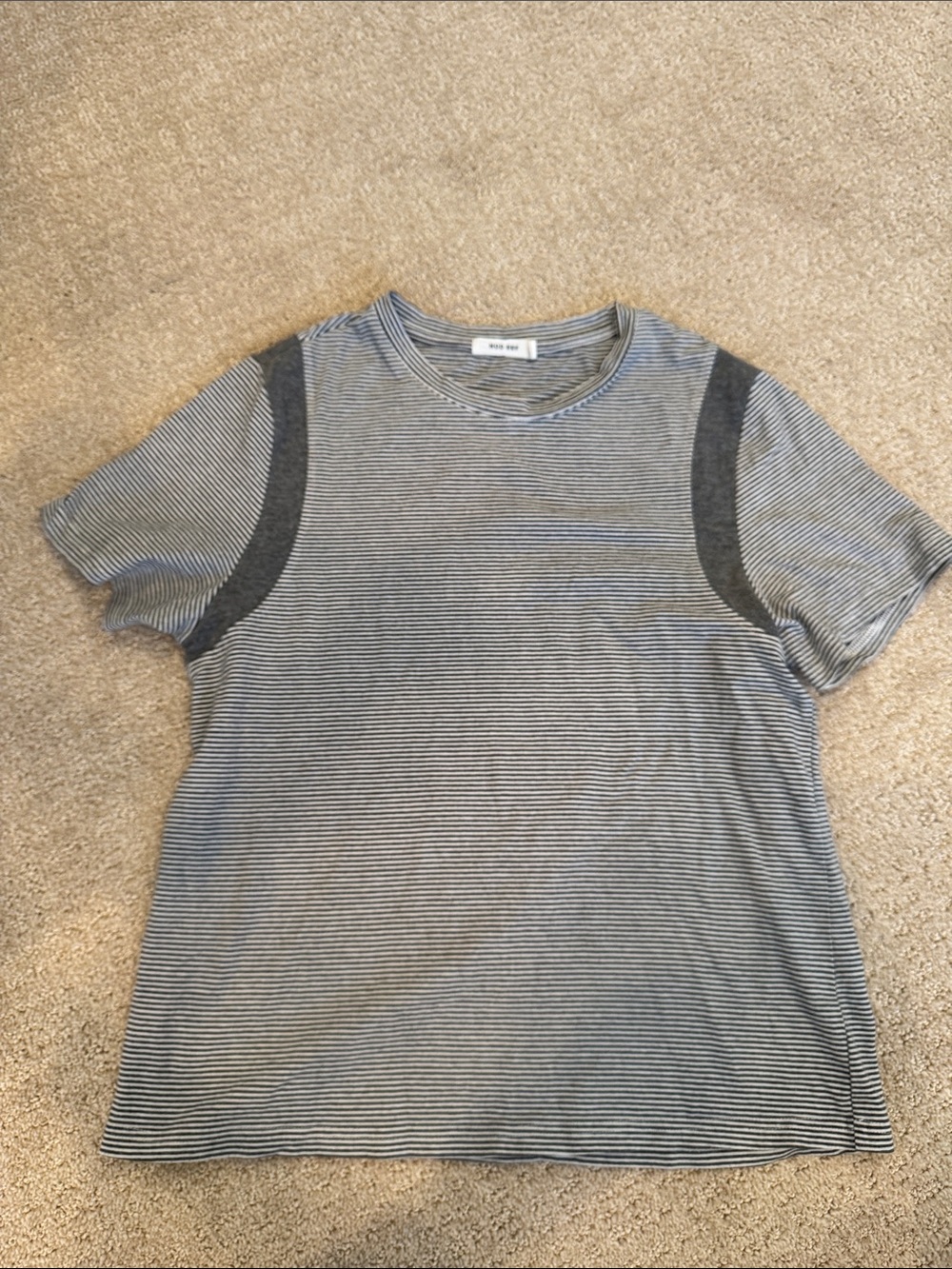Mod Ref Striped Short Sleeve Tee with Contrast Shoulder Panels - Gray/Black